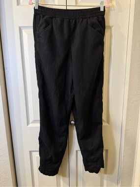 Caslon Black Cropped Elastic-Waist Ankle Pants